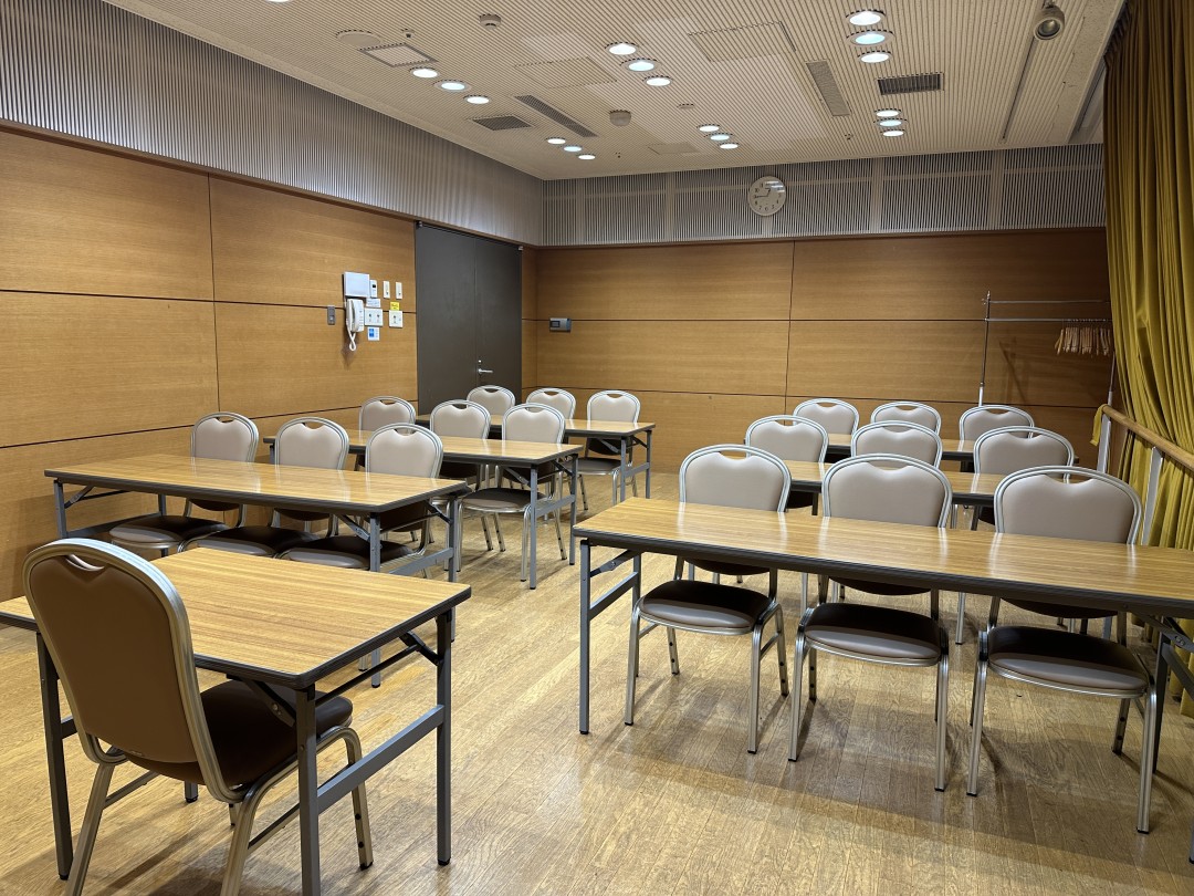 6F スタジオスライド1