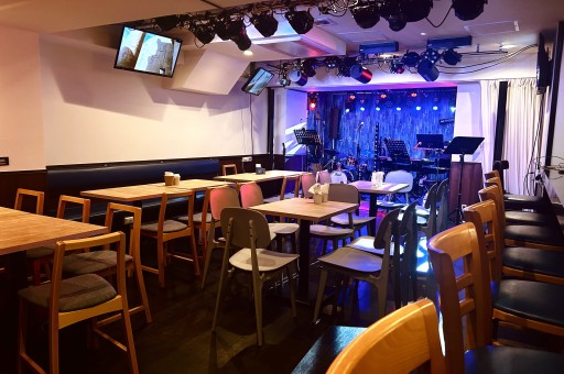 yukart の森 Live House