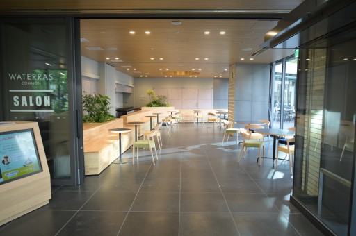 ワテラスコモン 1Fサロン