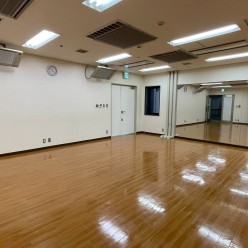 TIME SHARING 大阪 コナミスポーツクラブ 心斎橋 STUDIO3