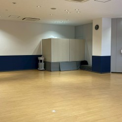 TIME SHARING 大阪 コナミスポーツクラブ 京橋 1階スタジオ