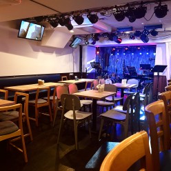 yukart の森 Live House