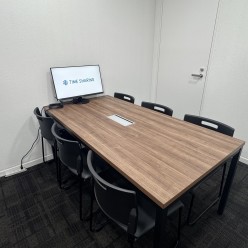 TIME SHARING TSHG淀屋橋ビル 2F Booth.D